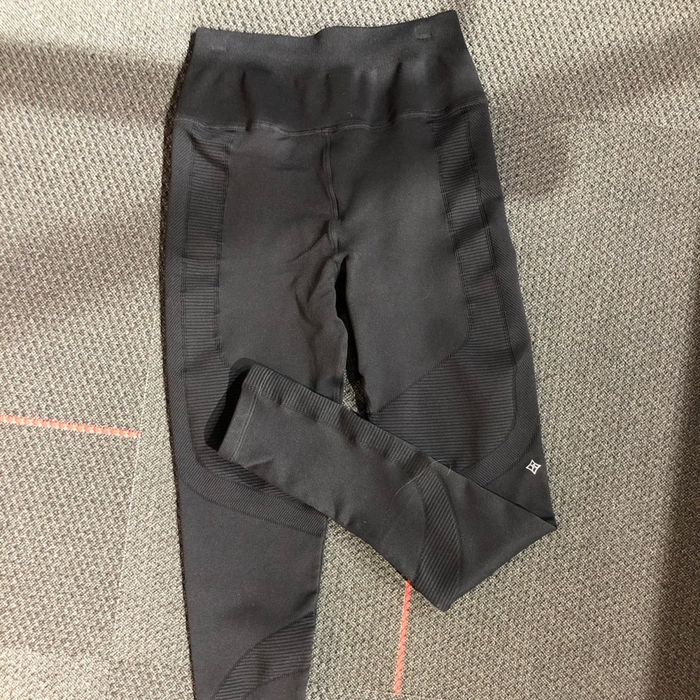 NUX Mesa Legging - Black